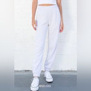 Brandy Melville Rosa Sweatpants